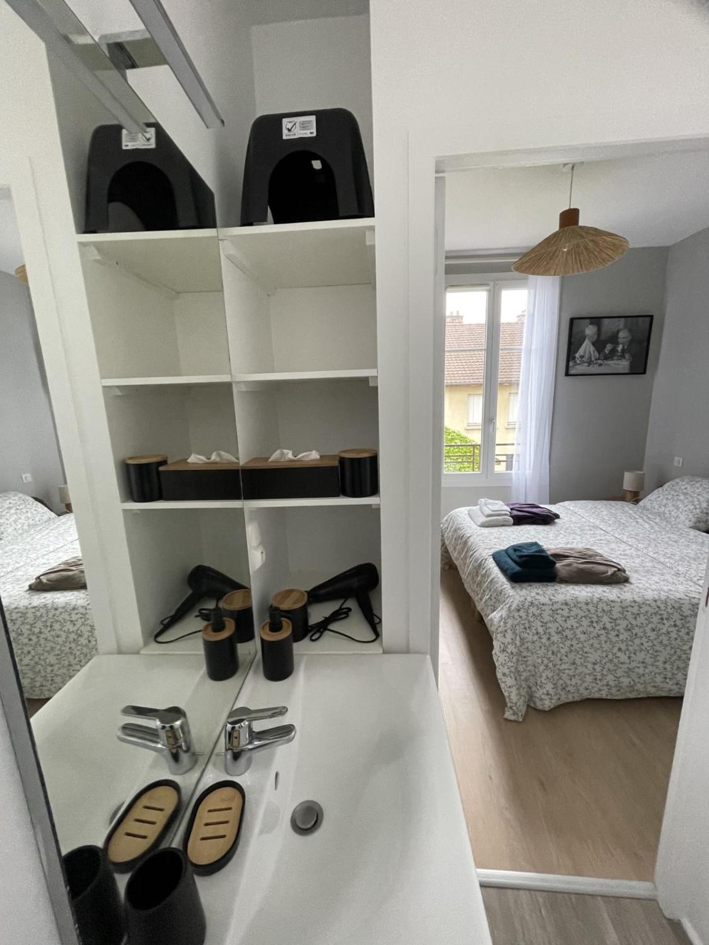 Appartement Le Treize Au Coeur Du Bouchon à Troyes Extérieur photo