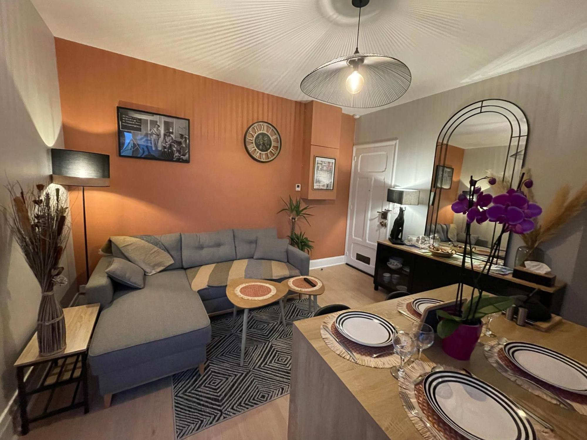 Appartement Le Treize Au Coeur Du Bouchon à Troyes Extérieur photo